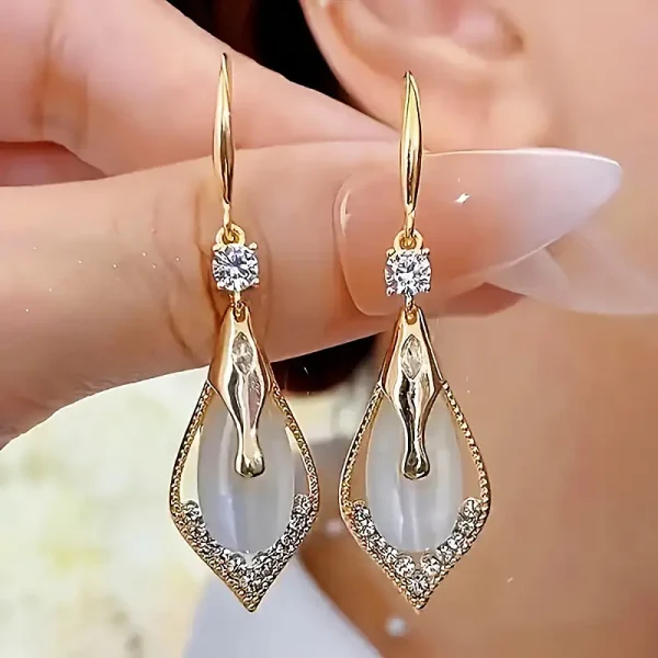 Elegant Alloy Teardrop Earrings